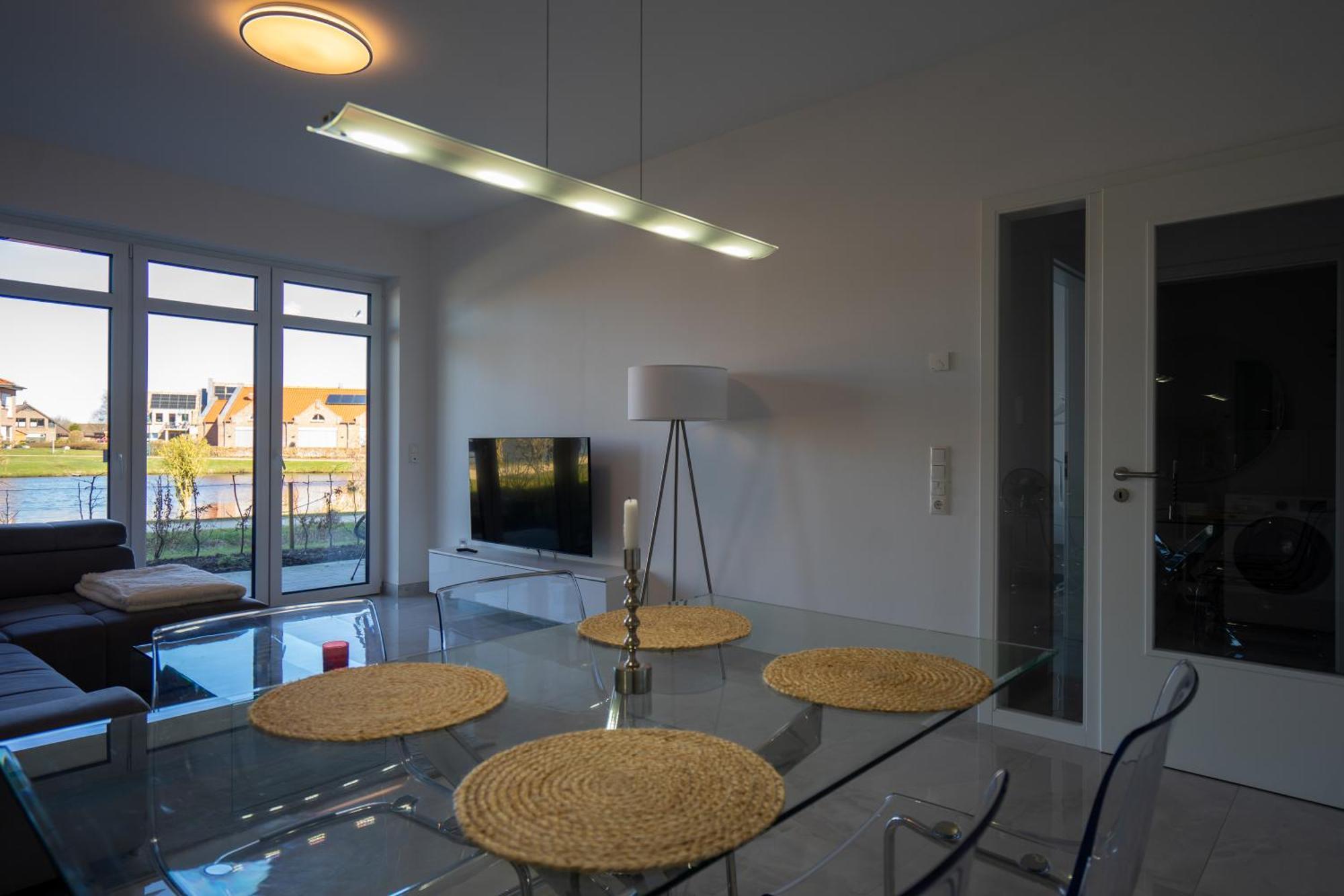 Tomkes Ferienwohnung Am See Rhauderfehn Exterior photo